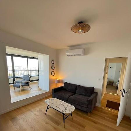 Penthouse / 2 Bedrooms In City Center Of Angers Bagian luar foto